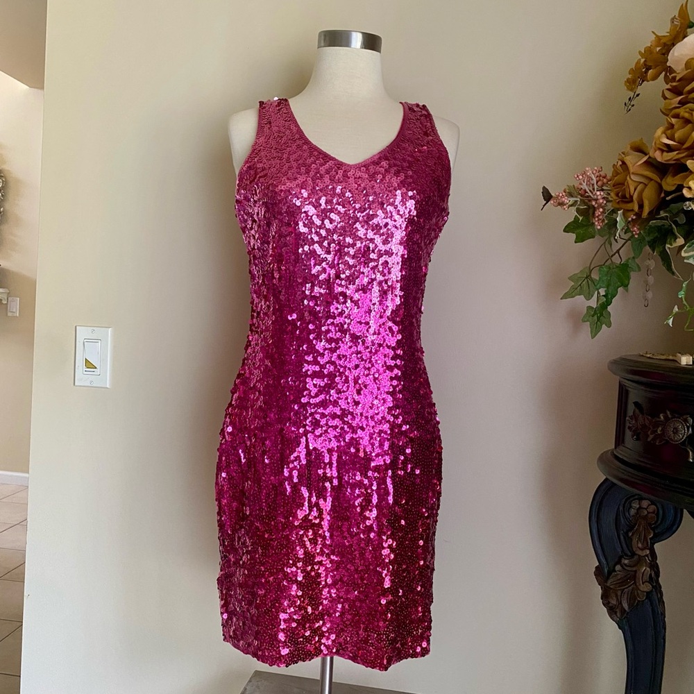 Fuchsia Sequin V-Neck Sheath Dress stretchy sparkly